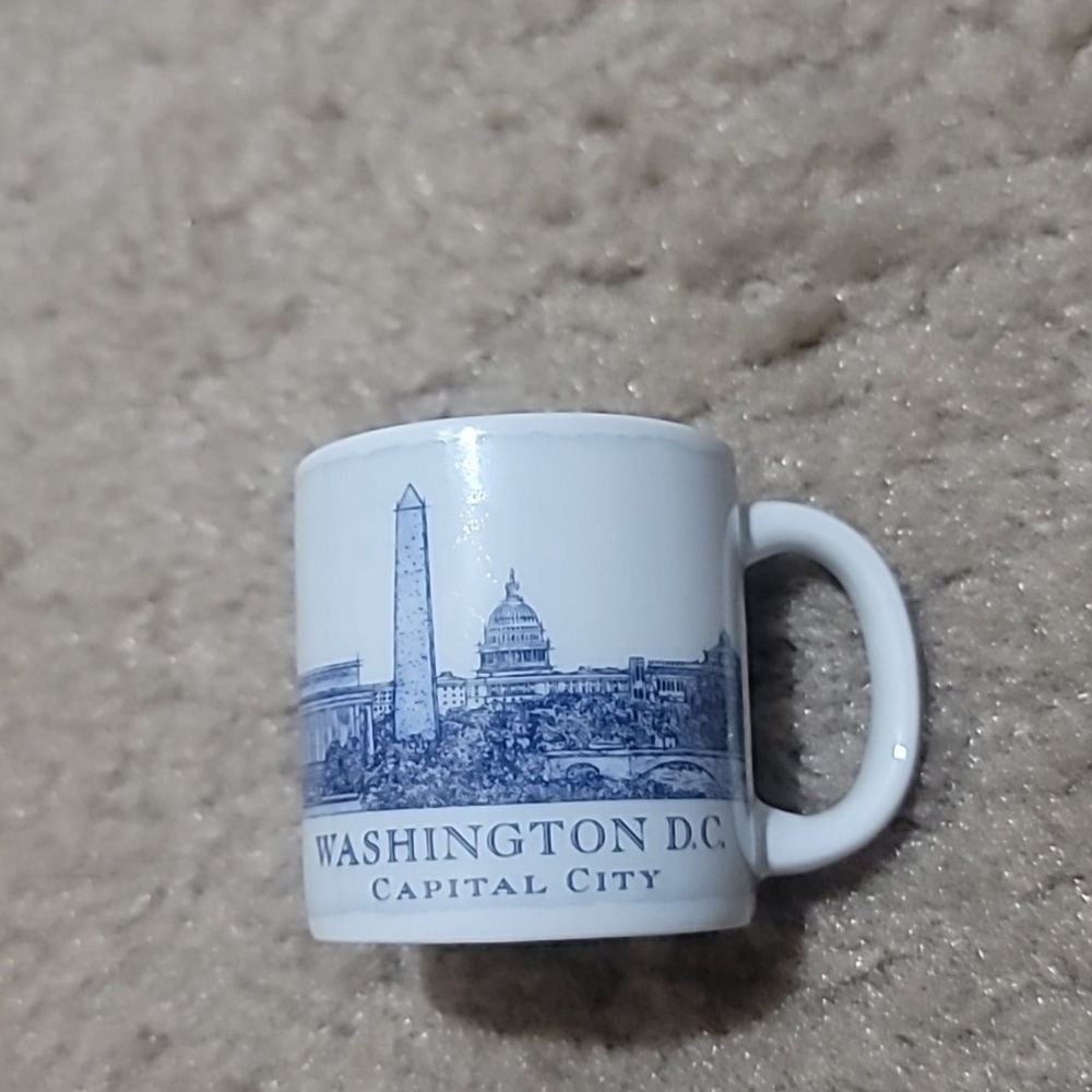 2oz Starbucks Mini Mug